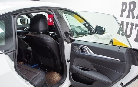 BMW i4, 2022 год, 5 990 000 рублей, 12 фотография