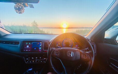 Honda Vezel, 2014 год, 1 420 000 рублей, 15 фотография