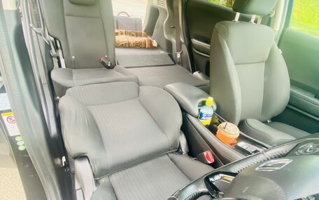 Honda Vezel, 2014 год, 1 420 000 рублей, 13 фотография