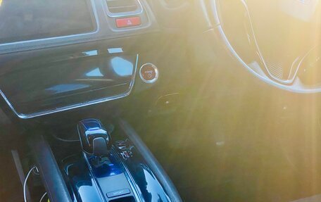 Honda Vezel, 2014 год, 1 420 000 рублей, 9 фотография