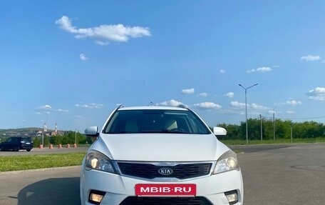 KIA cee'd I рестайлинг, 2011 год, 1 000 000 рублей, 3 фотография