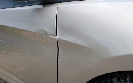 Hyundai Solaris II рестайлинг, 2011 год, 650 000 рублей, 22 фотография