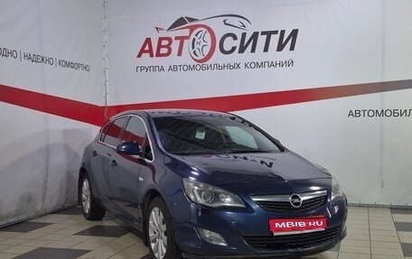 Opel Astra J, 2011 год, 728 000 рублей, 1 фотография