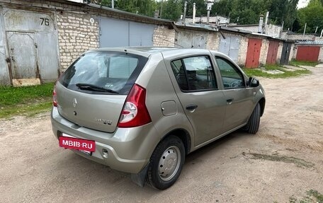 Renault Logan I, 2011 год, 700 000 рублей, 4 фотография