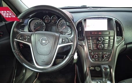 Opel Astra J, 2011 год, 728 000 рублей, 9 фотография