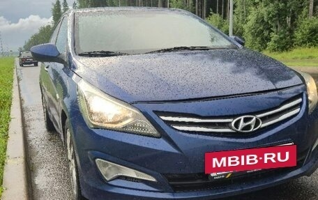 Hyundai Solaris II рестайлинг, 2015 год, 780 000 рублей, 2 фотография