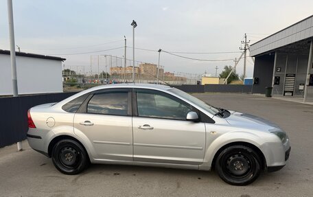 Ford Focus II рестайлинг, 2006 год, 550 000 рублей, 28 фотография