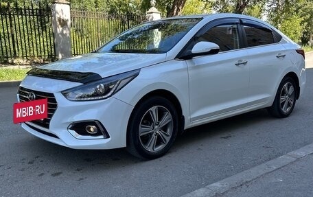 Hyundai Solaris II рестайлинг, 2017 год, 1 170 000 рублей, 3 фотография