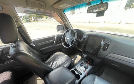 Mitsubishi Pajero IV, 2011 год, 8 фотография