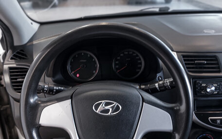 Hyundai Solaris II рестайлинг, 2012 год, 762 000 рублей, 9 фотография