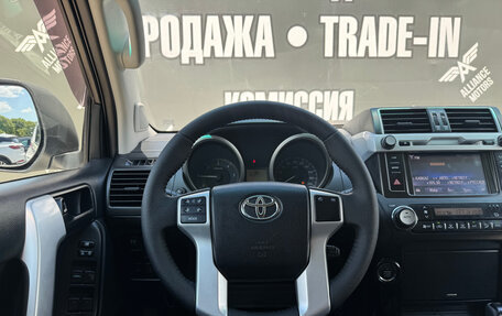 Toyota Land Cruiser Prado 150 рестайлинг 2, 2014 год, 3 300 000 рублей, 14 фотография