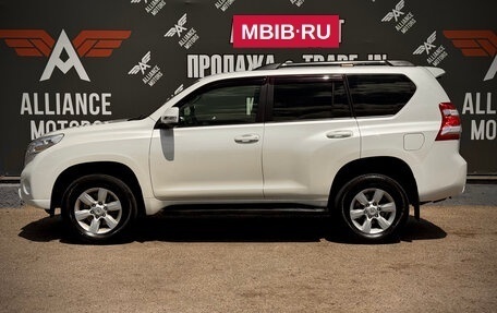 Toyota Land Cruiser Prado 150 рестайлинг 2, 2014 год, 3 300 000 рублей, 4 фотография