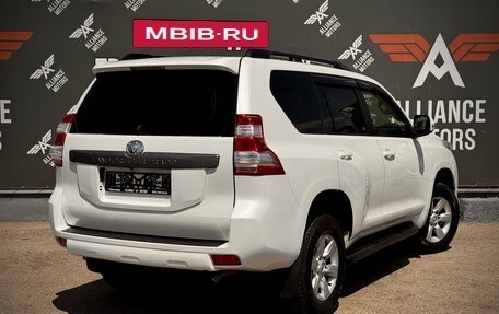 Toyota Land Cruiser Prado 150 рестайлинг 2, 2014 год, 3 300 000 рублей, 8 фотография
