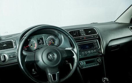 Volkswagen Polo VI (EU Market), 2014 год, 750 000 рублей, 6 фотография