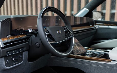 Cadillac Escalade V, 2025 год, 25 235 900 рублей, 12 фотография