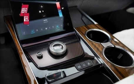 Cadillac Escalade V, 2025 год, 25 235 900 рублей, 15 фотография