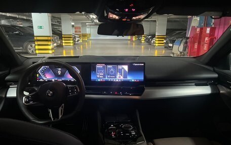 BMW 5 серия, 2023 год, 6 550 000 рублей, 6 фотография