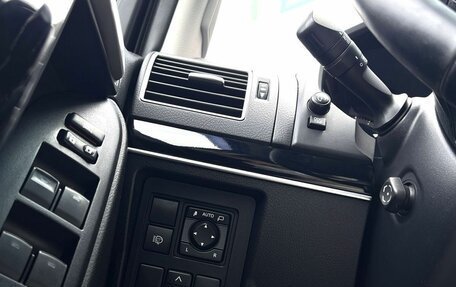 Toyota Land Cruiser Prado 150 рестайлинг 2, 2018 год, 4 290 000 рублей, 17 фотография