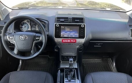 Toyota Land Cruiser Prado 150 рестайлинг 2, 2018 год, 4 290 000 рублей, 11 фотография