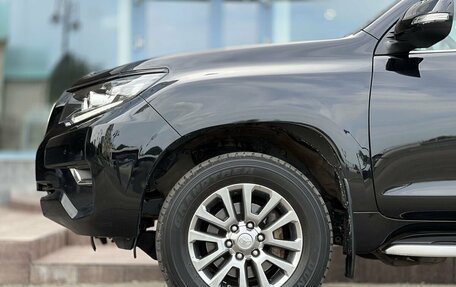 Toyota Land Cruiser Prado 150 рестайлинг 2, 2018 год, 4 290 000 рублей, 38 фотография
