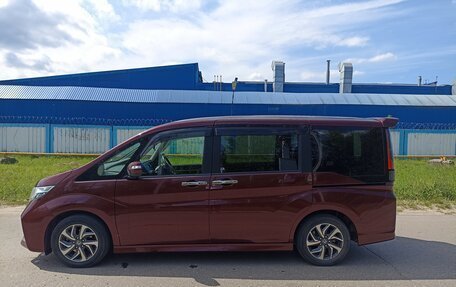 Honda Stepwgn IV, 2017 год, 2 300 000 рублей, 13 фотография
