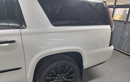 Cadillac Escalade IV, 2019 год, 6 300 000 рублей, 3 фотография