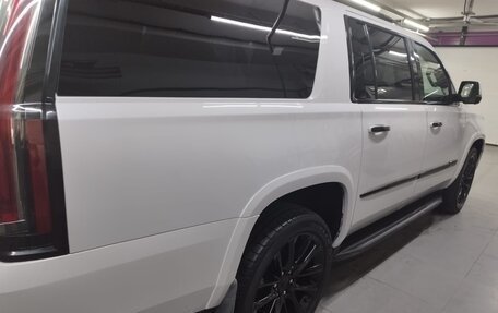 Cadillac Escalade IV, 2019 год, 6 300 000 рублей, 5 фотография