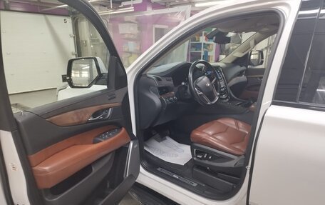 Cadillac Escalade IV, 2019 год, 6 300 000 рублей, 12 фотография