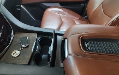 Cadillac Escalade IV, 2019 год, 6 300 000 рублей, 17 фотография