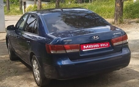 Hyundai Sonata VI, 2008 год, 800 000 рублей, 3 фотография