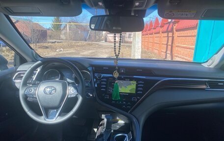 Toyota Camry, 2019 год, 3 070 000 рублей, 14 фотография
