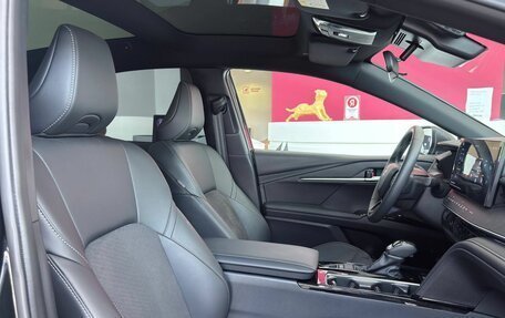 Toyota Camry, 2024 год, 4 300 000 рублей, 7 фотография