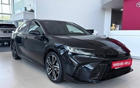 Toyota Camry, 2024 год, 4 300 000 рублей, 3 фотография