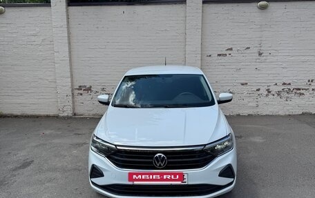 Volkswagen Polo VI (EU Market), 2021 год, 1 690 000 рублей, 2 фотография
