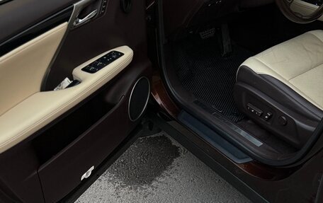 Lexus RX IV рестайлинг, 2016 год, 3 950 000 рублей, 9 фотография