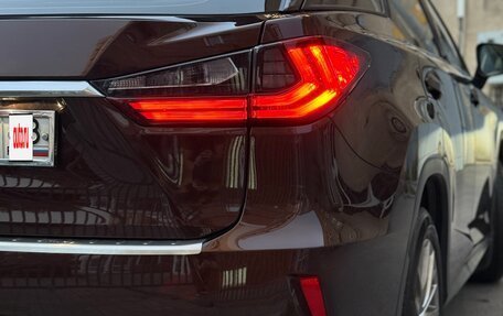 Lexus RX IV рестайлинг, 2016 год, 3 950 000 рублей, 6 фотография