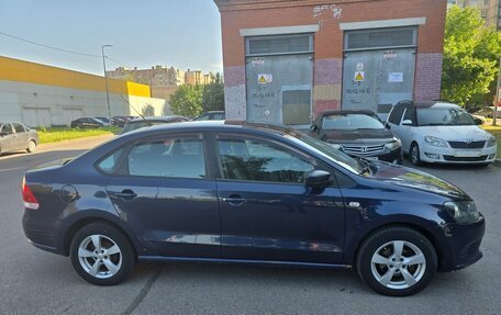 Volkswagen Polo VI (EU Market), 2011 год, 600 000 рублей, 2 фотография