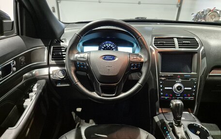 Ford Explorer VI, 2018 год, 2 349 000 рублей, 8 фотография
