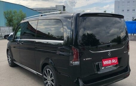 Mercedes-Benz V-Класс, 2024 год, 17 200 000 рублей, 5 фотография