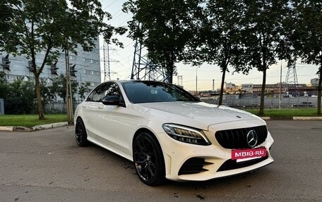 Mercedes-Benz C-Класс, 2018 год, 2 900 000 рублей, 5 фотография
