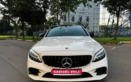 Mercedes-Benz C-Класс, 2018 год, 2 900 000 рублей, 3 фотография