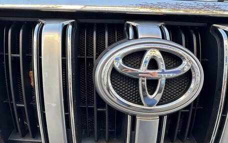 Toyota Land Cruiser Prado 150 рестайлинг 2, 2014 год, 3 600 000 рублей, 21 фотография