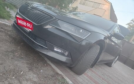 Skoda Superb III рестайлинг, 2015 год, 2 000 000 рублей, 2 фотография