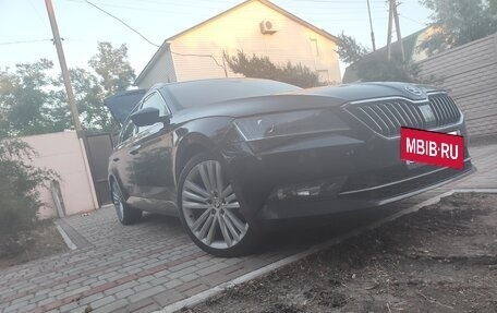 Skoda Superb III рестайлинг, 2015 год, 2 000 000 рублей, 11 фотография