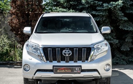 Toyota Land Cruiser Prado 150 рестайлинг 2, 2014 год, 3 400 000 рублей, 3 фотография