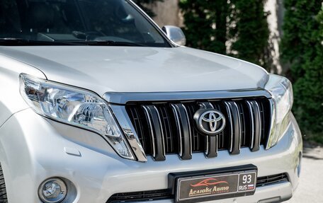 Toyota Land Cruiser Prado 150 рестайлинг 2, 2014 год, 3 400 000 рублей, 5 фотография