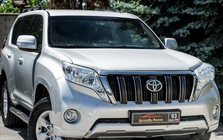Toyota Land Cruiser Prado 150 рестайлинг 2, 2014 год, 3 400 000 рублей, 10 фотография