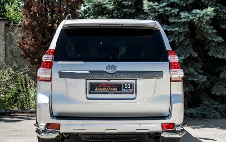 Toyota Land Cruiser Prado 150 рестайлинг 2, 2014 год, 3 400 000 рублей, 17 фотография
