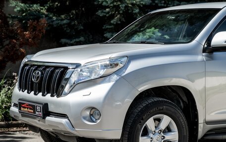 Toyota Land Cruiser Prado 150 рестайлинг 2, 2014 год, 3 400 000 рублей, 14 фотография