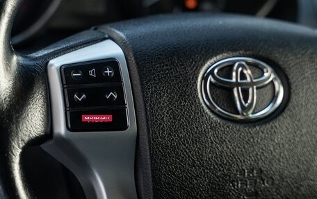 Toyota Land Cruiser Prado 150 рестайлинг 2, 2014 год, 3 400 000 рублей, 33 фотография
